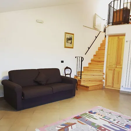 La Casa Di Gina Apartament *