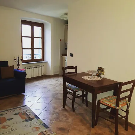La Casa Di Gina Apartament *