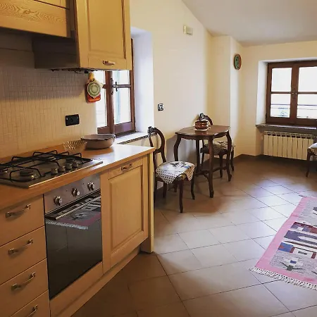 Affitti Brevi Liguria - La Casa Di Gina * Sassello
