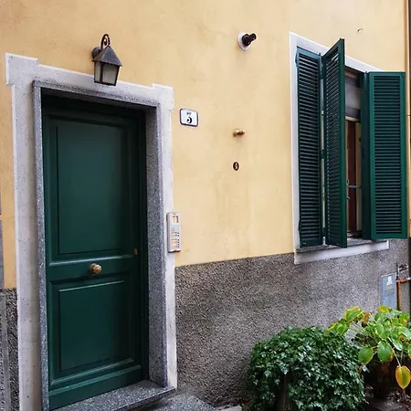 公寓 La Casa Di Gina 萨塞洛